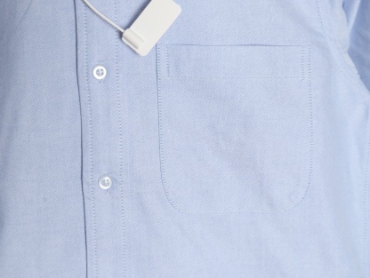 THOM BROWNE/湯姆布朗TB 雙袖拼色長袖襯衫
面料採用最新型牛津面料 扣子採用天然貝殼扣 自家品牌襯衫工廠流水線生產針距細密走線整齊  細節決定品質 三標齊全 版型可寬松可修身 男女同款 
M1 Size：1-4