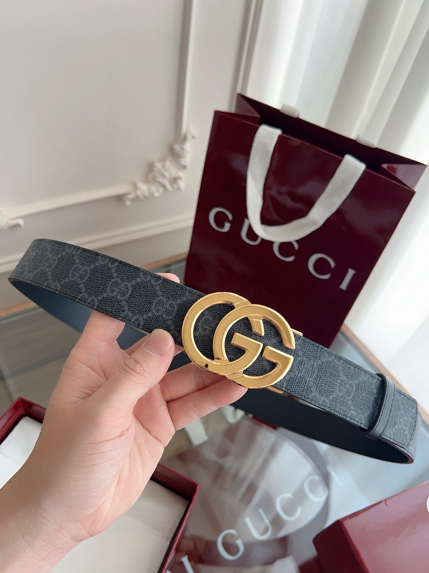 Gucci 古馳 自動平滑扣腰帶 精鋼打造五金 寬度35MM寬 雙面頭層牛皮 自由裁剪設計。