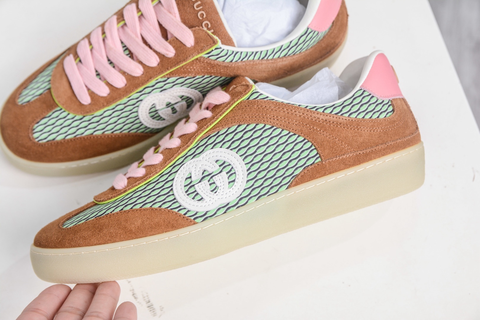 Gucci 古馳G75 圓頭系帶運動
尺碼：35 36 37 38 39 40 41 42 43 44 45 46