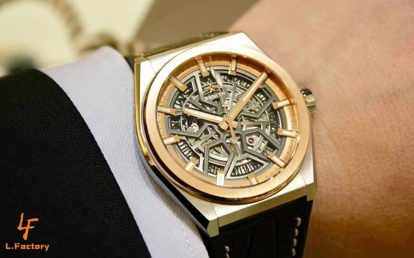 佩戴效果圖  LF真力時DEFY系列全新升級版，殼身 頭粒 機芯 表扣等均做了升級調整。一款根據路虎標誌性花輪轂設計而成的高顏值鏤空腕表。

原裝1:1開模鑄造，極致還原表殼的每一處細節打磨倒角，盡顯原裝菱角分明、堅毅果敢的陽剛氣質。完美的41mm表經，適配大眾男性手寸，正裝休閒兩不誤。根據汽車輪轂設計而成的五角星錶盤，未來概念感十足。同步官網新款1:1五角星折疊扣，搭載定製版Cal.670sk全自動機械機芯，鏤空日曆的大小與位置、機芯夾板、齒輪、五角星陀皆按原版機芯數據1:1拆解鍛造而成。

LF臻品