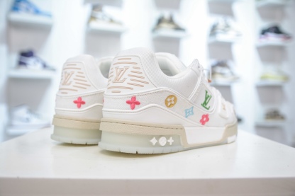 Louis Vuitton Trainer lv時裝走秀運動鞋板鞋  SIZE：36 37 38 39 40 41 42 43 44 45