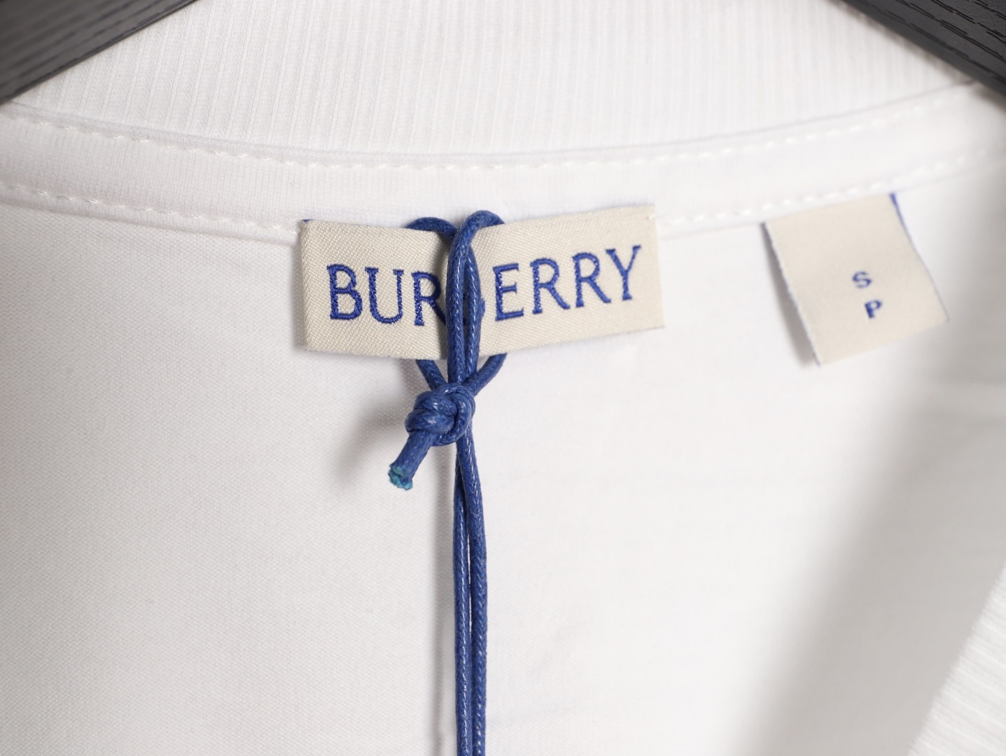 🔝BURBERRY巴寶莉BBR 格紋拼袖短袖T恤
正品購入，50支雙股100%精梳棉170克，2*2精品羅紋210克，面料拼接，面料酵洗，定制1：1商標，合身版型
B Size：S-XL