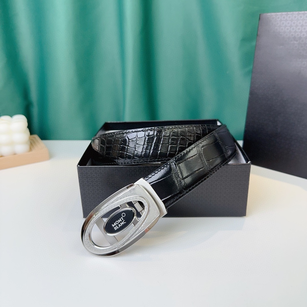 萬寶龍：原單頭層牛皮駝鳥紋面，內襯頭層小牛皮底，搭配原單自動扣，可裁剪的自動帶，此款腰帶面雙採用意大利原定廠制進口牛皮帶身 ，對專版櫃足寬3.5