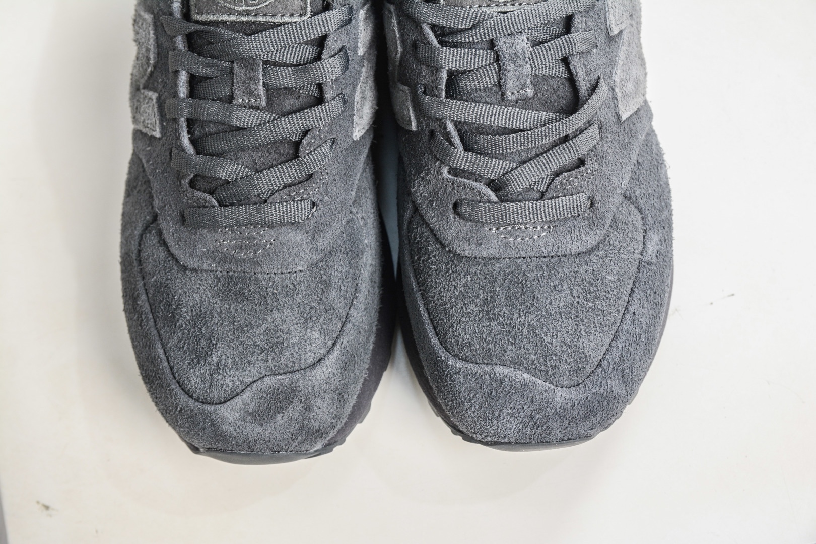 Stone Island x New Balance NB574 石頭島聯名低幫復古慢跑鞋 
貨號：U574BST1
Size：36-45