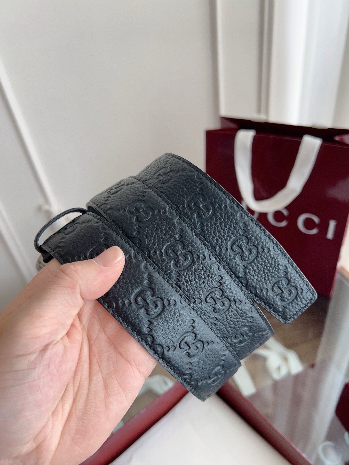 Gucci 古馳 自動平滑扣腰帶 精鋼打造五金 寬度35MM寬 雙面頭層牛皮 自由裁剪設計。