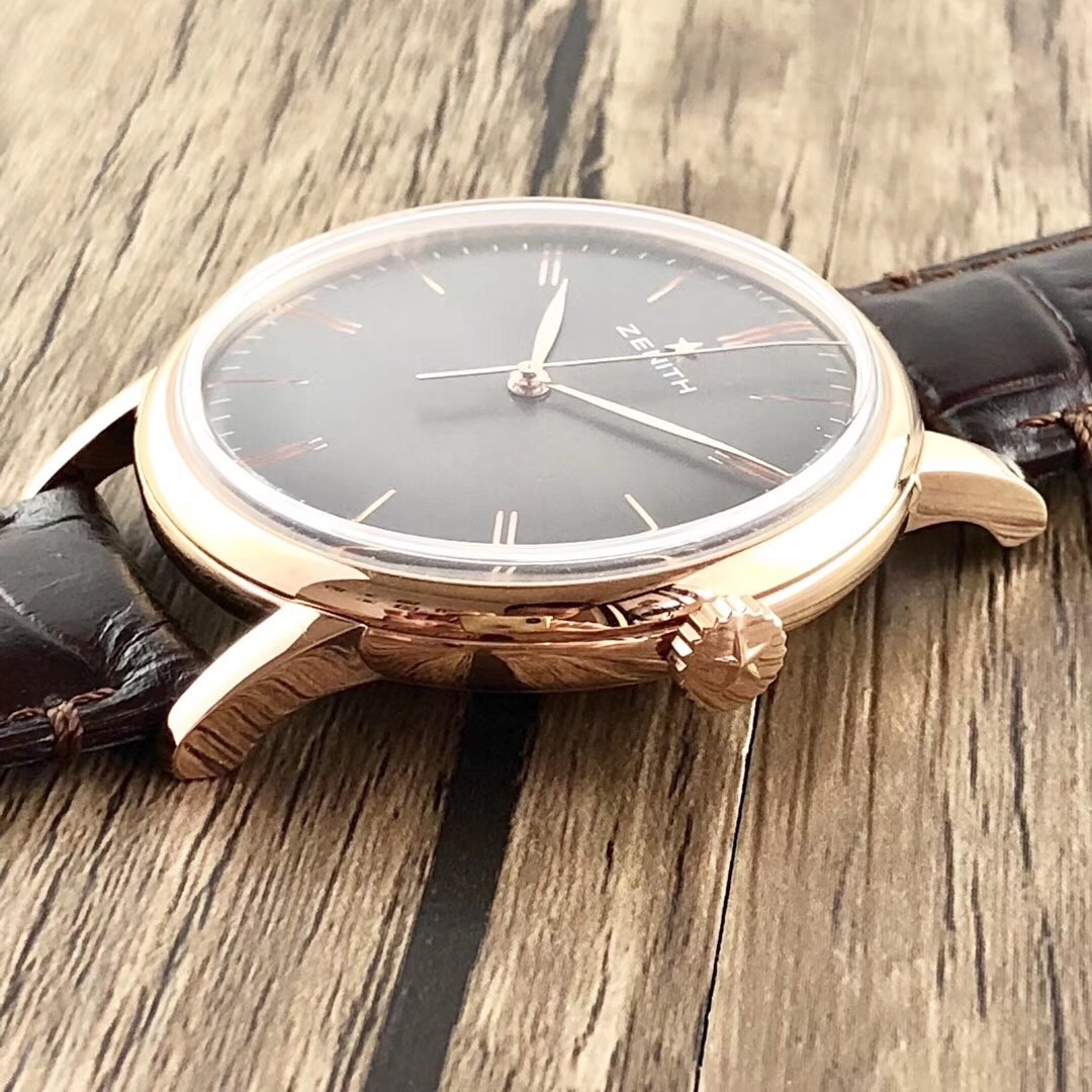 【真力時】菁英系列：一切來得剛剛好！
  機芯：進口9015改制ELITE6150型號-剛剛好
  表殼：原版開模42MM/316L精鋼-剛剛好
  玻璃：弧形雙面防眩處理藍寶石-剛剛好
  字面：字釘鐫刻/鍍銠太陽紋/琢面指針-剛剛好
  皮帶：精選意大利牛皮+膠質底皮-剛剛好
  表扣：原版制動折疊扣-剛剛好
原版開模超級復刻，歷盡兩年時間突破各種工藝難關，到達一切剛剛好的效果！