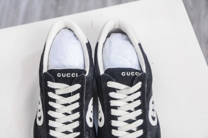 Gucci 古馳G75 圓頭系帶運動鞋 
尺碼：35 36 37 38 39 40 41 42 43 44 45 46
