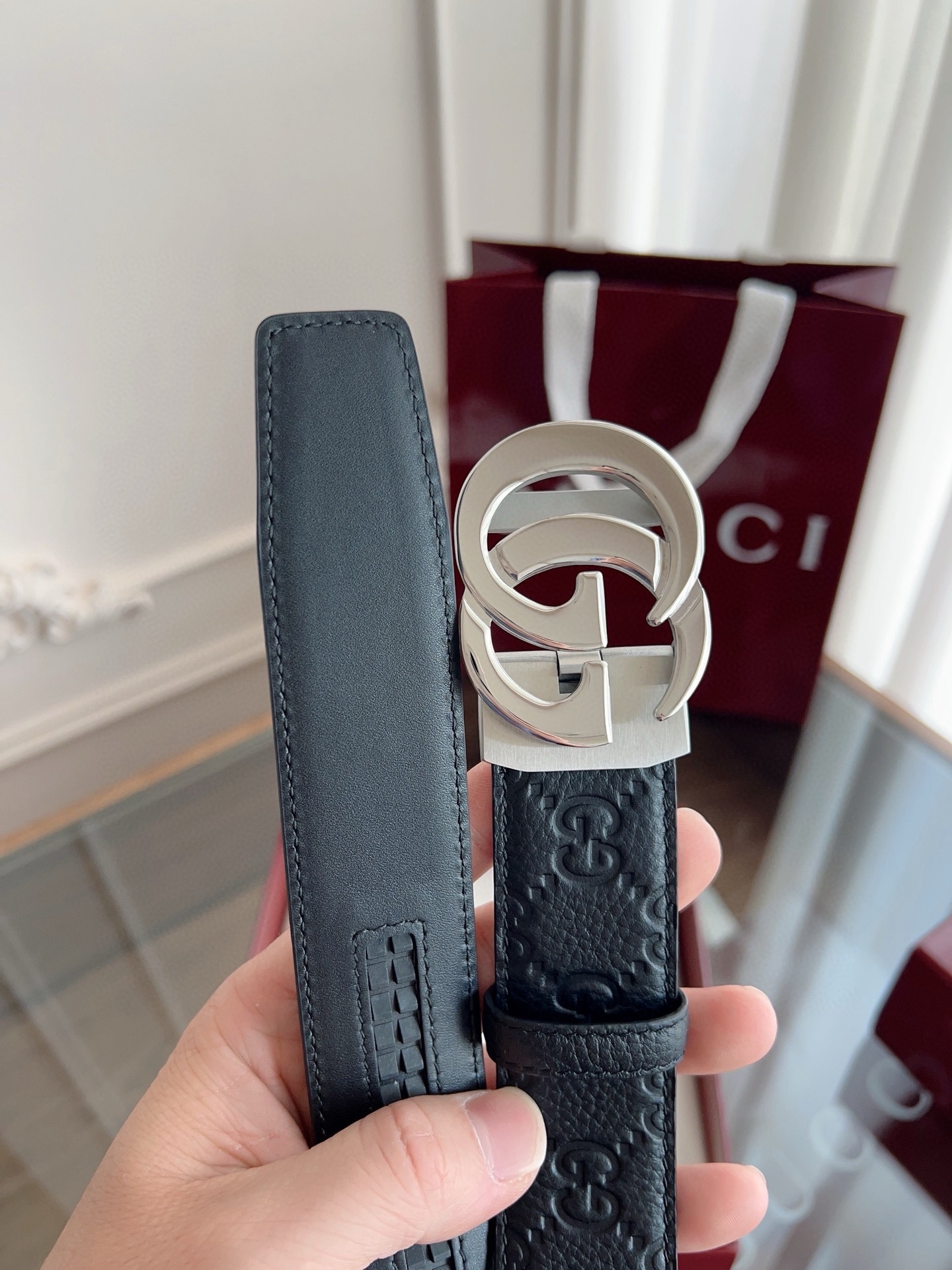 Gucci 古馳 自動平滑扣腰帶 精鋼打造五金 寬度35MM寬 雙面頭層牛皮 自由裁剪設計。