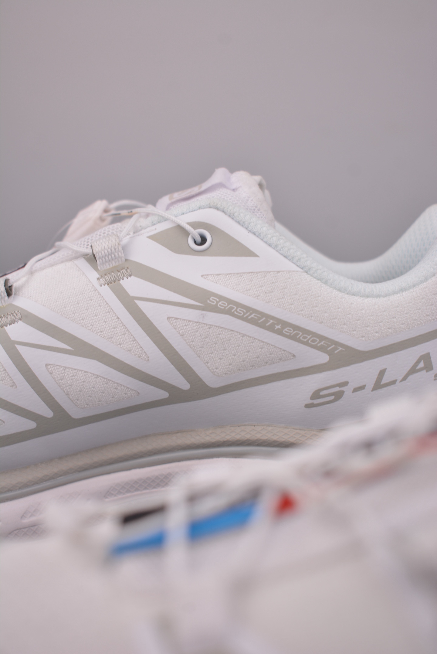 薩洛蒙 XT-6 GTX
探索者系列  
潮流越野機能戶外休閒運動跑步鞋
官方貨號: 4745063422
尺碼：36 36.5 37 38 38.5 39 40 40.5 41.5 42 42.5 43 44 45 
