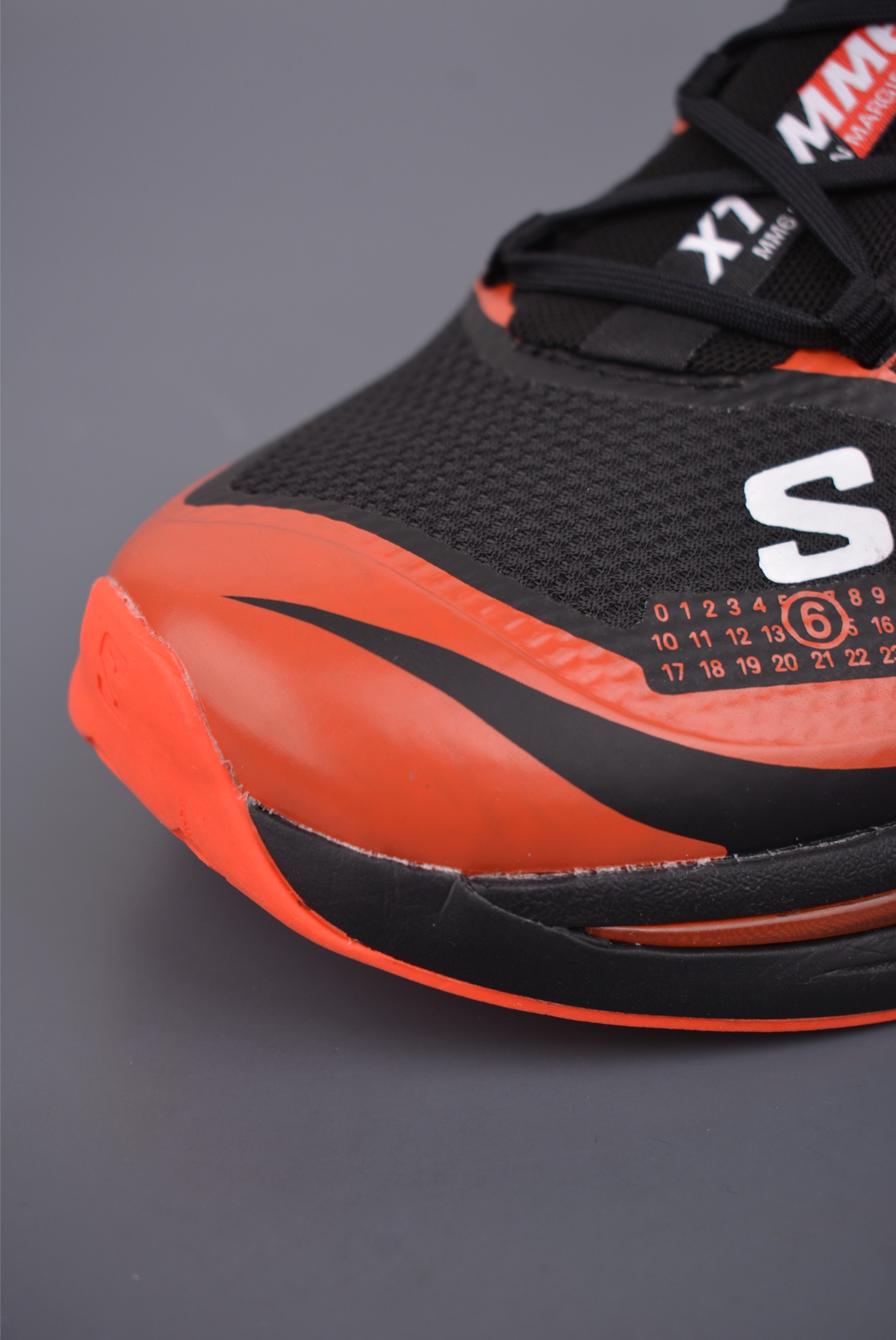 MM6馬吉拉 x Salomon 薩洛蒙Spectur 2系列 
薩洛蒙復古潮流戶外機能登山跑鞋 
▪️底厚：4.5CM
▪️官方貨號: 491070 273633
▪️Size:   36 36.5 37.5 38 38.5 39 40 40.5 41 42 42.5 43 44 44.5 45 
