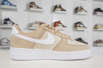 NK Air Force 1 '07 Low 麂皮黃白 
貨號：IQ9964 200
Size：36 36.5 37.5 38 38.5 39 40 40.5 41 42 42.5 43 44 44.5 45