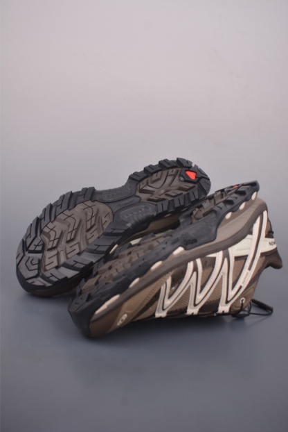 薩洛蒙 Salomon XT-Quest GTX ATHR 薩洛蒙復古潮流戶外機能登山跑鞋
官方貨號: 473058 
尺碼：36 37.5 38 38.5 39 40 40.5 41 42 42.5 43 44 44.5 45 46