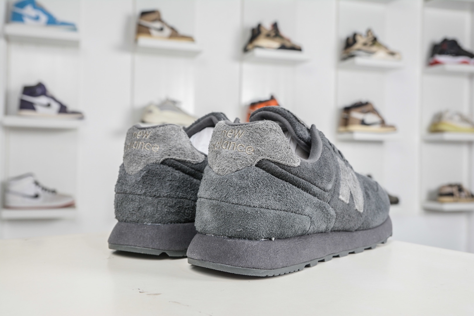 Stone Island x New Balance NB574 石頭島聯名低幫復古慢跑鞋 
貨號：U574BST1
Size：36-45