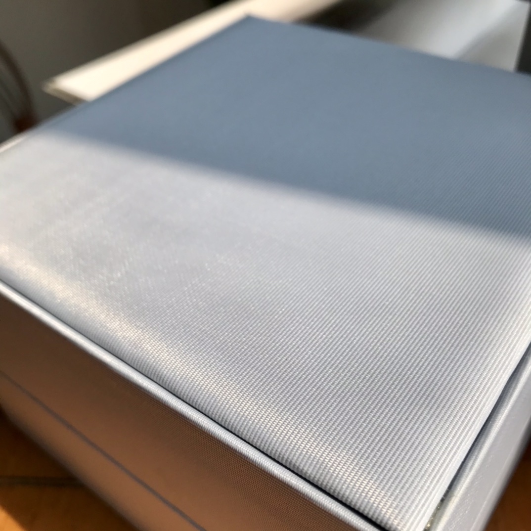 天然贝母面！钻石线条精钢表带！市面独家包装！