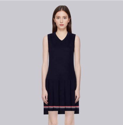 🔝THOM BROWNE TB 彩條V領羊毛針織連衣裙
原版定制面料 輔料 
尺碼：1 2 3