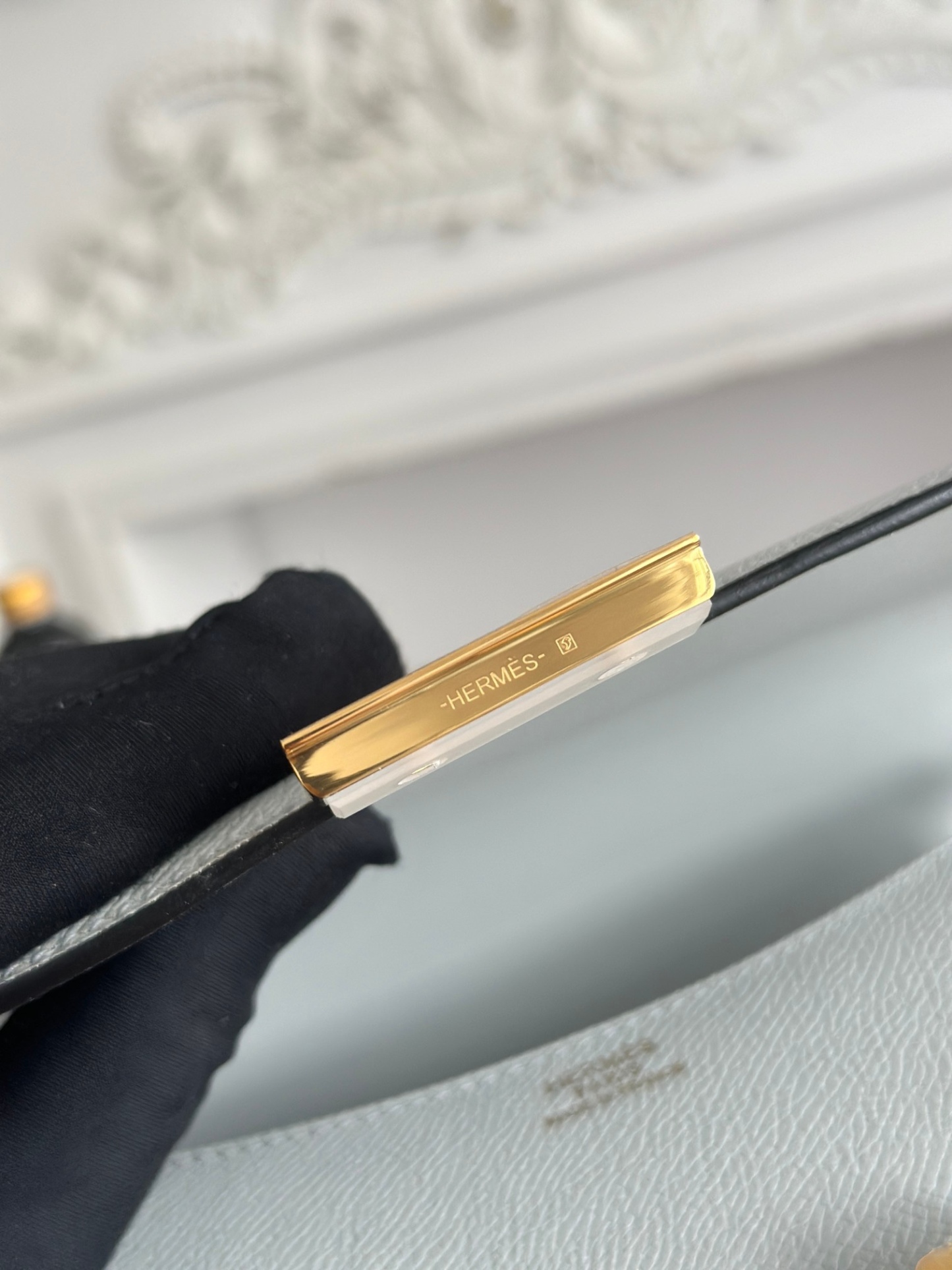 康康  空姐包  
constance  19cm  
epsom掌紋小牛皮  半收工  蠟線縫製