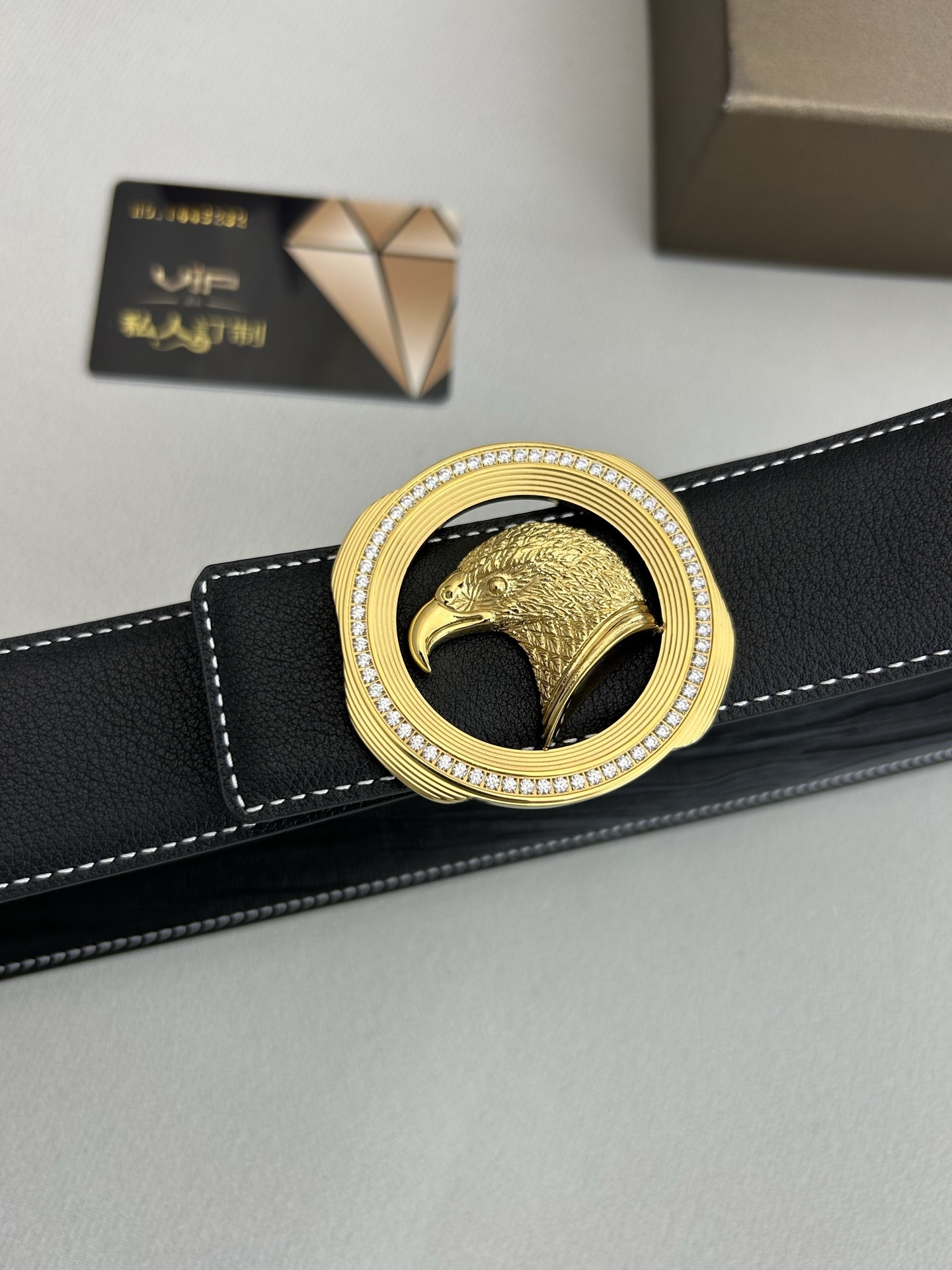 【史蒂芬】原版樹皮紋牛皮腰帶，搭配新款不鏽鋼鷹頭鑽扣，寬度3.8cm，雙面可用，長度不可調節，需要選擇合適的尺碼。具有獨特吸引力！