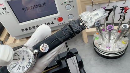 top那不勒斯皇后 鳄鱼皮表带