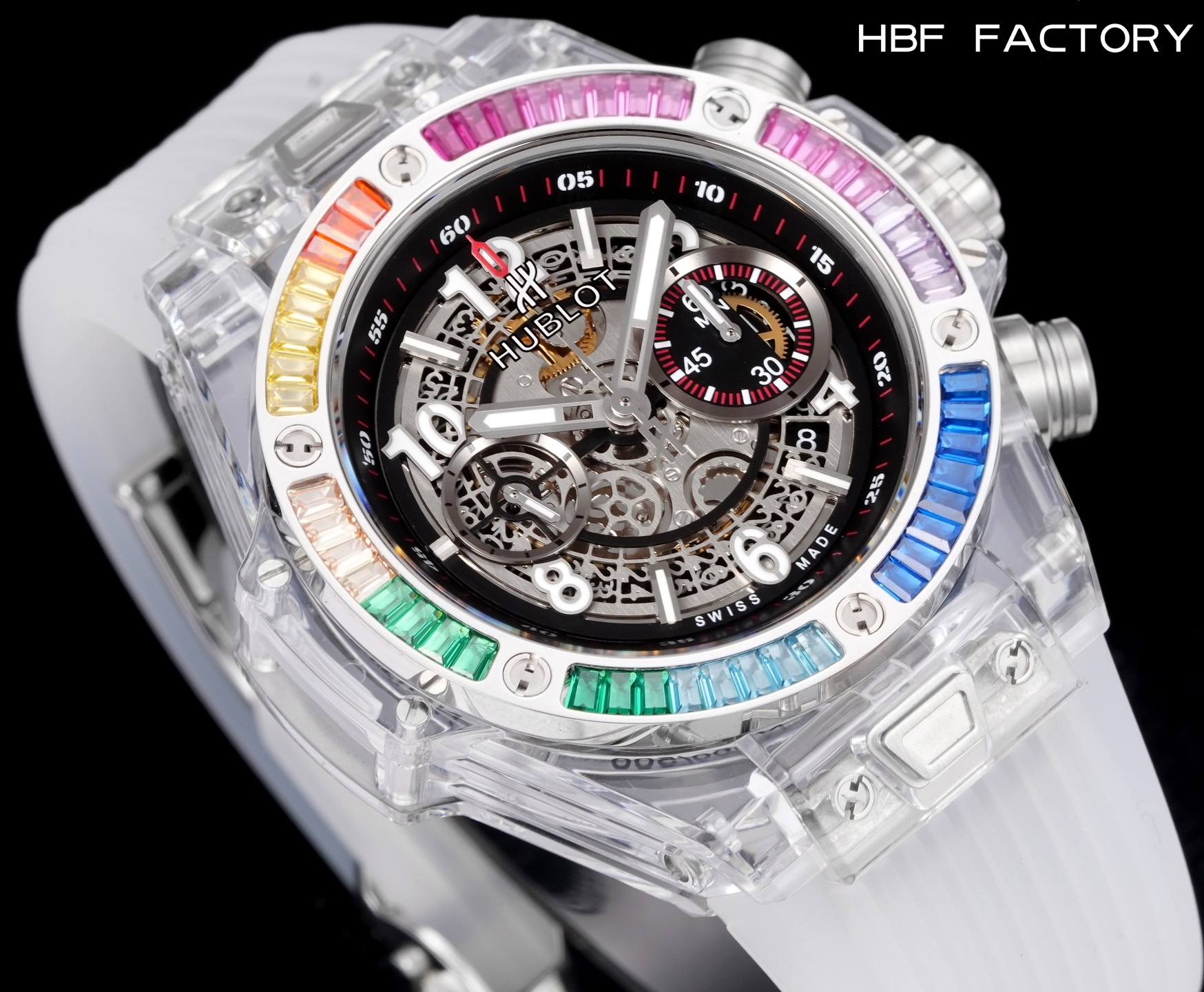 HBF  FACTORY 恆寶HUBLOT 宇舶表年度最佳復刻作品——宇舶BIG BANG系列411.JX.4802.RT“全透明腕表”
【精彩細節】1.還原正品錶盤後龍飛鳳舞的鏤空佈局，2.採用與原裝同樣的丙烯酸有機玻璃極致克隆——完成不可能完成的任務。該材質不僅硬度高，且具有抗鑫腐蝕，耐磨損等卓越物理特性。
【機芯功能】腕表直徑45mm。採用增強版計時7750機芯改原裝HUB.1242型芯，實現所有功能吻合正裝。
【精益求精】全力以赴，層層把關，在保證完美“透視感官”的同時，竭心盡力還原正品