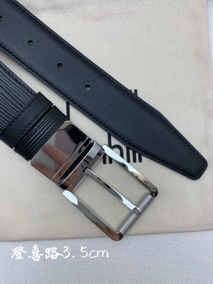 
登喜路是英國歷史悠久的奢侈品牌，其皮帶以精湛工藝、高品質材料和經典設計著稱在男士奢侈品領域享有很高聲譽，適合商務和休閒
