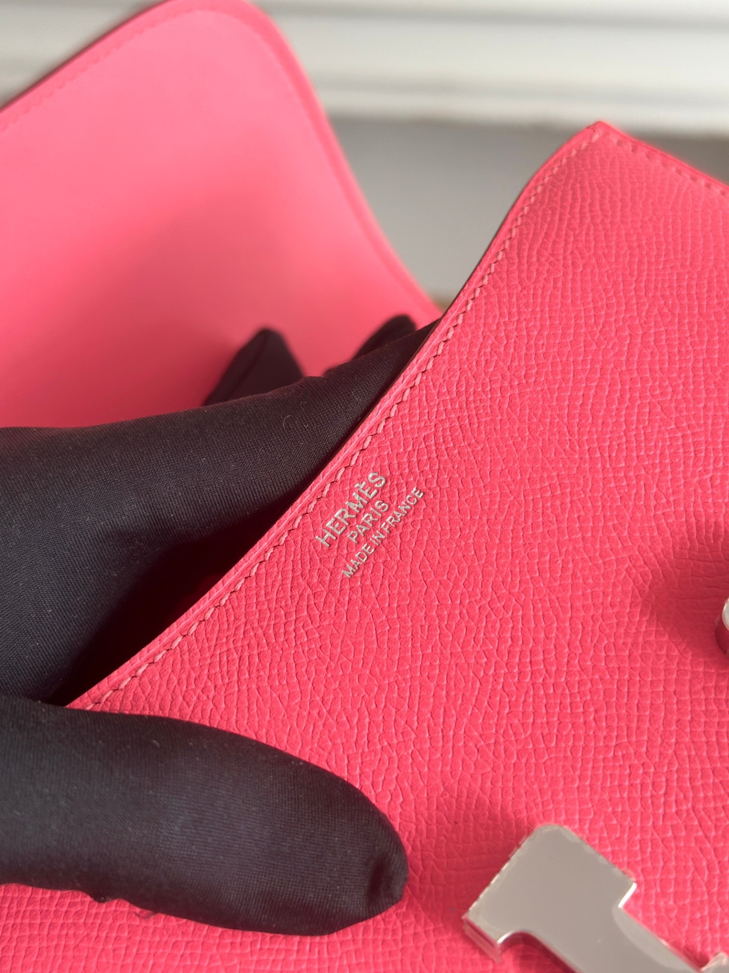 康康  空姐包  
constance  19cm  
epsom掌紋小牛皮  半收工  蠟線縫製