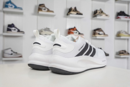 阿迪達斯 領航系列 Adidas Supernova EASE 2 W 馬拉松專業賽事休閒運動跑步鞋 
貨號: JQ4254
尺碼: 40 40.5 41 42 42.5 43 44 44.5 45