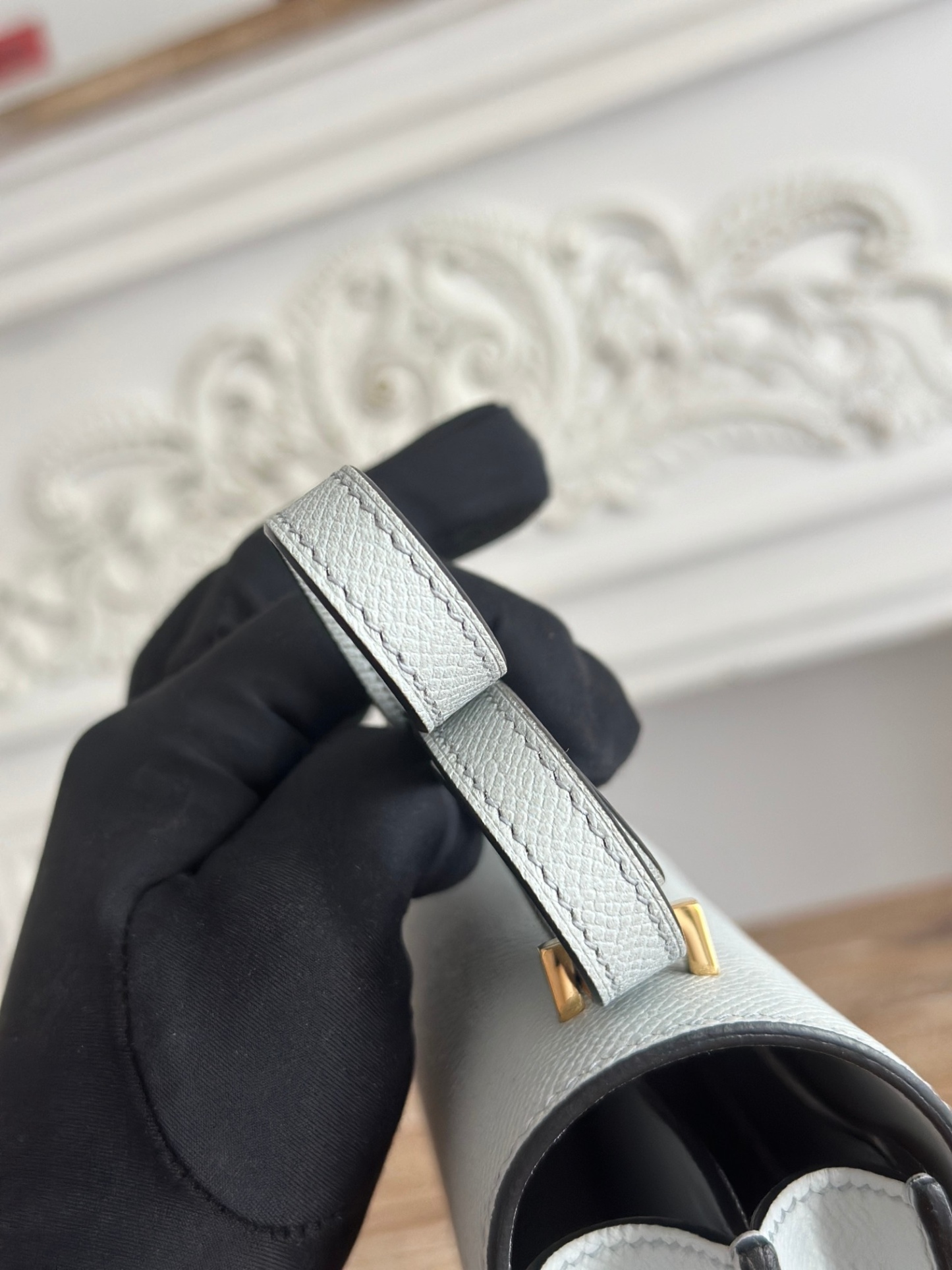 康康  空姐包  
constance  19cm  
epsom掌紋小牛皮  半收工  蠟線縫製