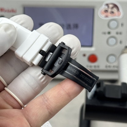 NEW-羅傑杜彼鈦金屬陀飛輪！型號RDDBEX0549腕表/直徑45mm/厚度13.5毫米 /全鏤空海鷗定制RD505S手動上鏈機芯，鈦合金表殼與原裝同步/儲能動力長達50小時。