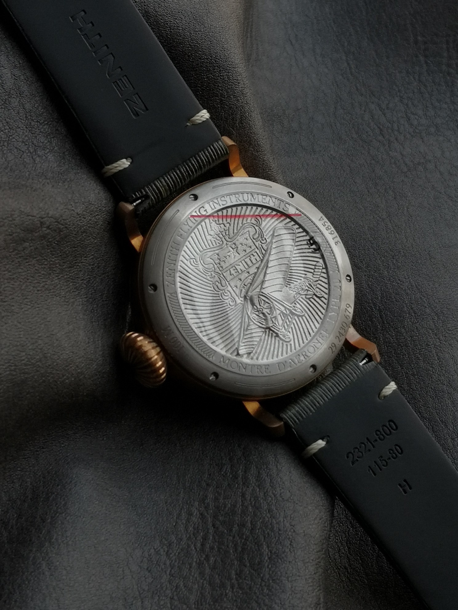 XF限量推薦：真力時飛行員系列29.2430.679/63.1001腕表，青銅表殼，卡其綠色錶盤，9015型自動機械，45毫米。