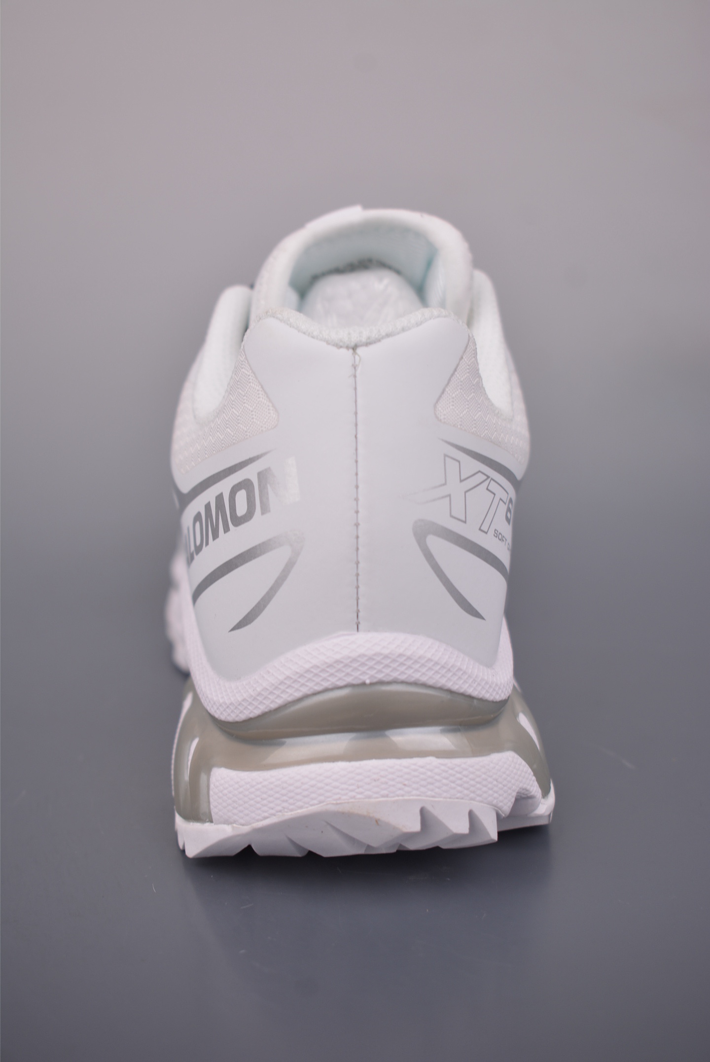 薩洛蒙 Salomon XT-6 
薩洛蒙復古潮流戶外機能登山跑鞋
官方貨號: 475811 
尺碼：36 36.5 37.5 38 38.5 39 40 40.5 41 42 42.5 43 44 44.5 45
