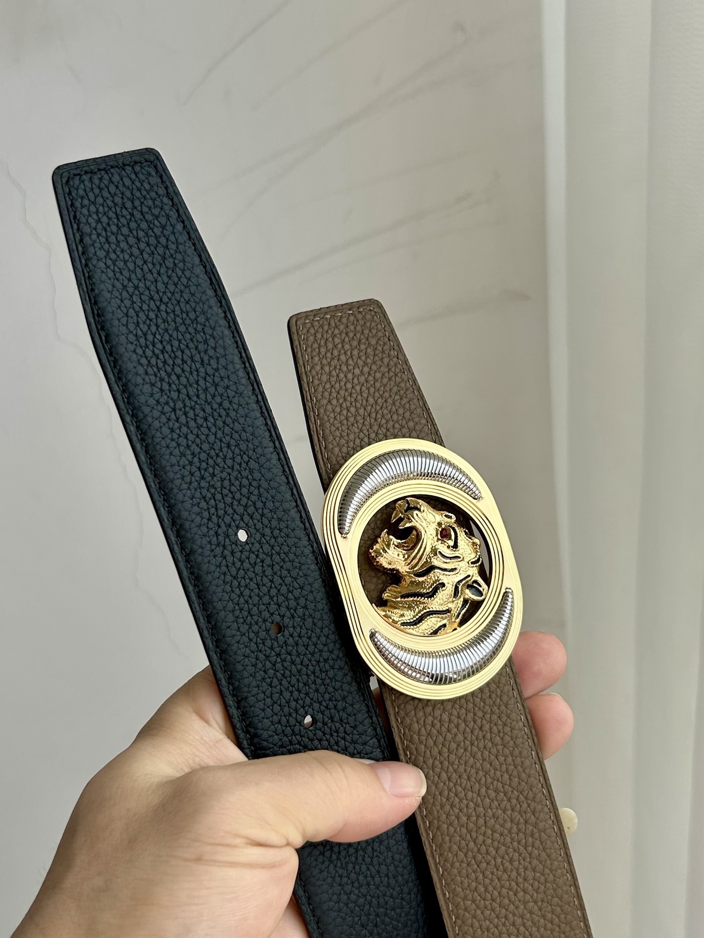 【史蒂芬】原版荔枝紋牛皮腰帶，搭配新款老虎頭不鏽鋼扣，寬度3.8cm，雙面可用，長度不可調節，尺碼（85-110）具有獨特吸引力！