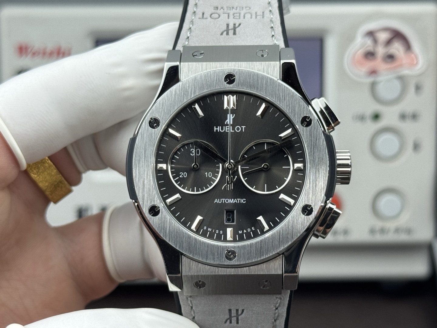 （實拍圖）升級版宇舶hublot恆寶表經典融合CLASSIC FUSION系列，直徑45mm，表殼316L精鋼，耐磨藍寶石玻璃，施華洛世奇鑽石鑲嵌，進口搭載進口7750多巧能計時機芯，還原原裝所有功能，在不同的時空共鳴，如繪畫，如音樂，如時計，獨一無二的HUBLOT最配獨一無二的他，經典融合計時腕表。