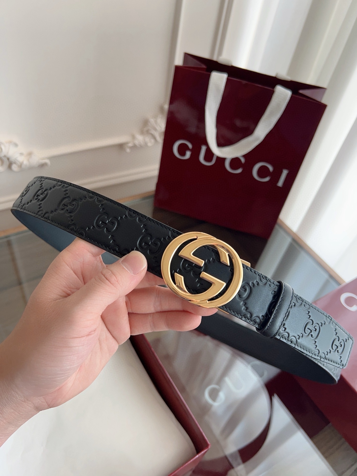 Gucci 古馳 自動平滑扣腰帶 精鋼打造五金 寬度35MM寬 雙面頭層牛皮 自由裁剪設計。