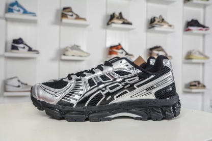 Asics Gel-Kayano 12.1 亞瑟士百搭休閒運動慢跑鞋 
貨號：1203A759 001
Size：36-47