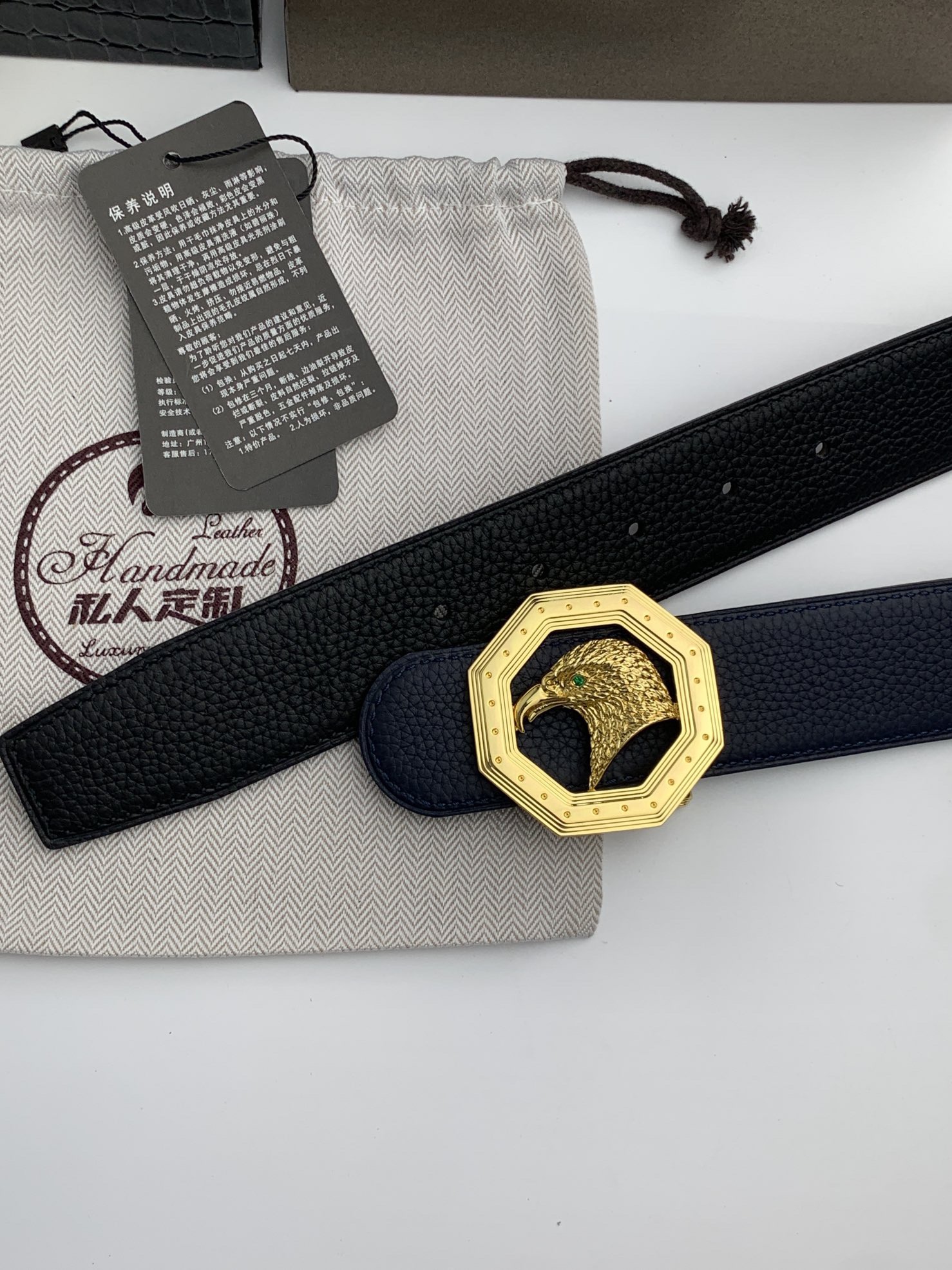 【史蒂芬】原版荔枝紋牛皮腰帶，搭配新款不鏽鋼鷹頭扣，寬度3.8cm，雙面可用，樹膏夾心，長度不可調節，尺碼（85-110）具有獨特吸引力！