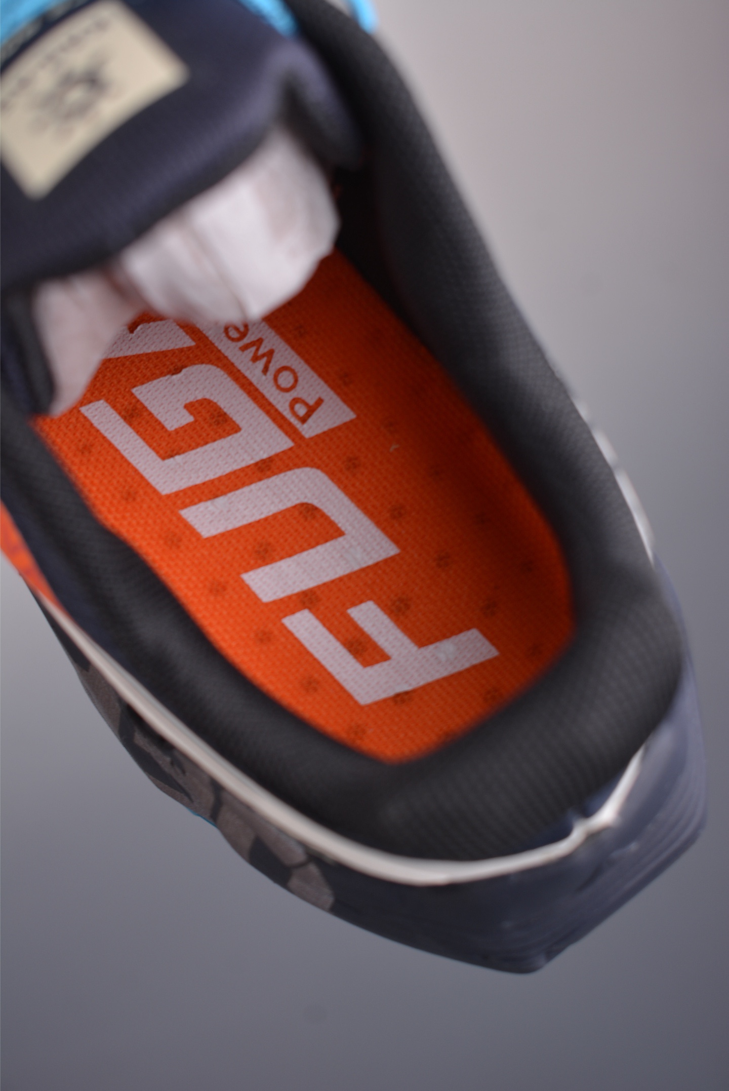 KAILAS Fuga Du BOA 凱樂石
陡坡穩定越野跑山鞋 
低幫超強抓地力 越野跑步鞋
官方貨號: KS25131063731
Size： 36 37 38 39 40 40.5 41 42 42.5 43 44 44.5 45