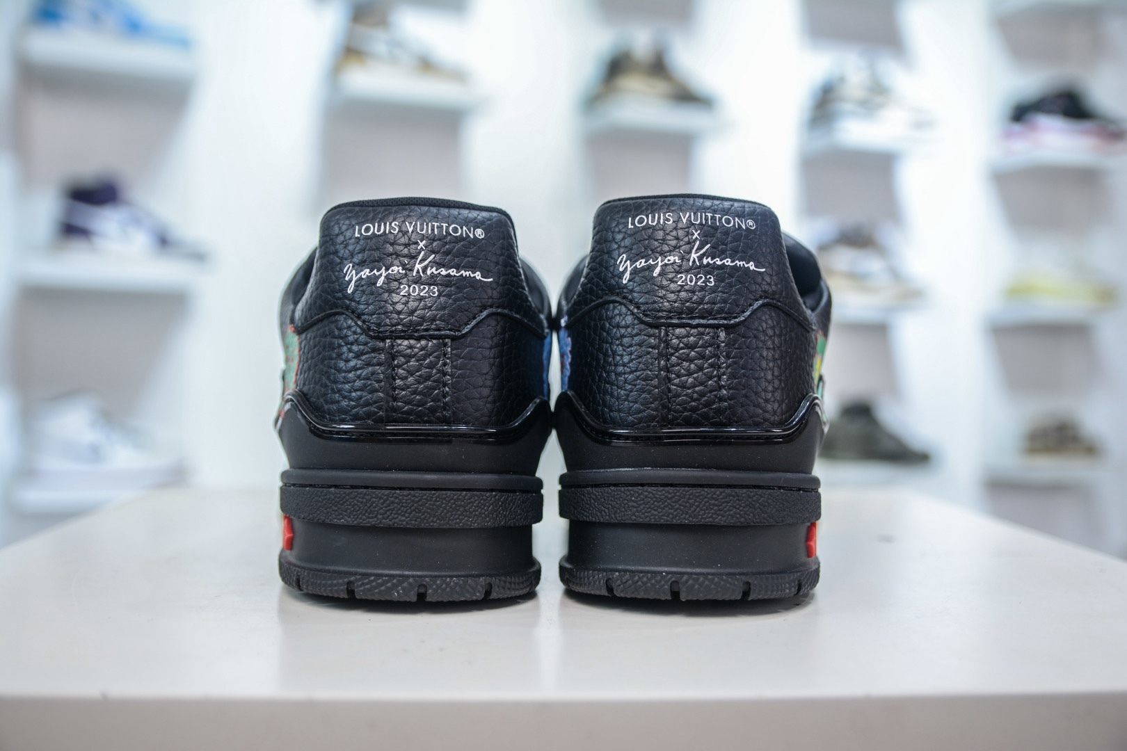 Louis Vuitton Trainer lv時裝走秀運動鞋板鞋SIZE：36 37 38 39 40 41 42 43 44 45