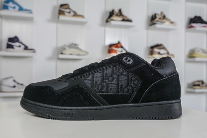 迪奧/Dior B27 Oblique Galaxy Low Top Sneakers B27系列低幫復古真皮百搭運動休閒板鞋 
貨號：3SN272ZIR16536
尺碼：38 39 40 41 42 43 44 45 46