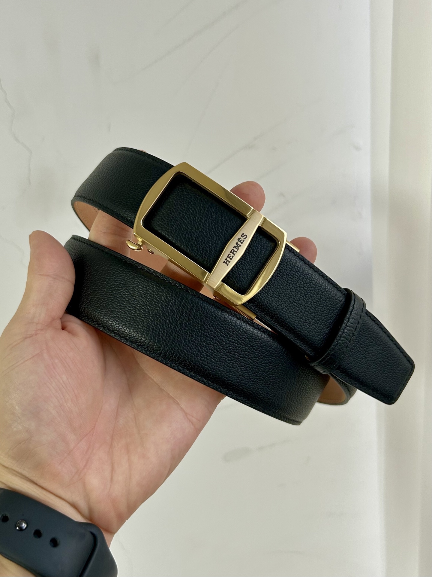 【H家】 新款紋路小牛皮腰帶，寬度3.5cm，搭配新款不鏽鋼自動扣，手感極佳、可以任意裁剪、永恆而經典！轉圖必大賣