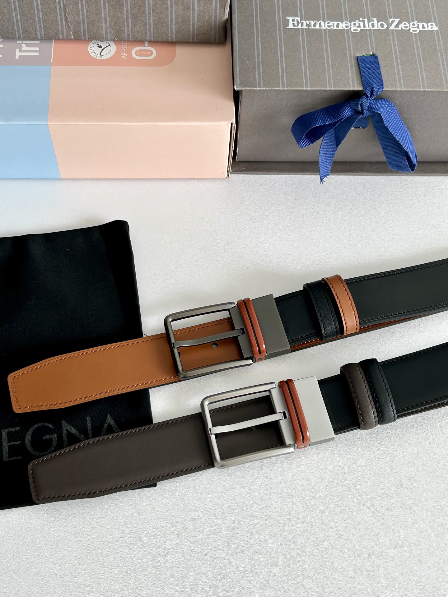 傑尼亞【Zegna】何謂當代男士 活動造型 系列，新款純銅旋轉針扣，雙面可用 隨心搭配，寬3.5cm，男士風尚的全新概念.