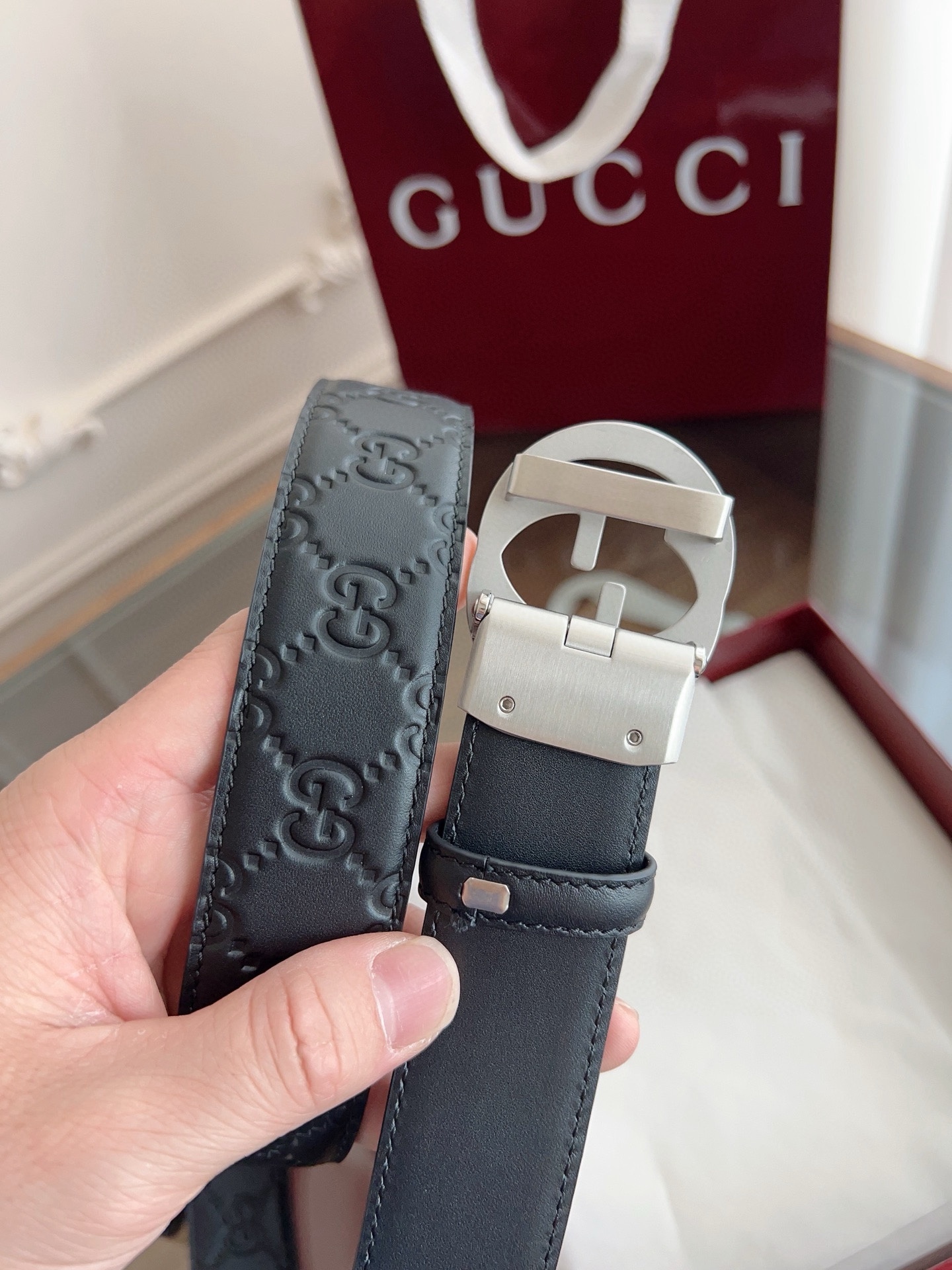Gucci 古馳 自動平滑扣腰帶 精鋼打造五金 寬度35MM寬 雙面頭層牛皮 自由裁剪設計。