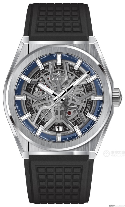 95.9000.670/78.R782
品牌：真力時
系列：DEFY
性別：男士
我來糾錯 
機芯 機芯型號：9015改Elite 670 SK
機芯類型：全自動機械
機芯直徑：25.60毫米
機芯厚度：3.88毫米
振頻：28800每小時振蕩次數
寶石數：27個
零件數：187個
動力儲備：50小時
我來糾錯 
外觀 表徑：41毫米
表壳厚度：10.75毫米
表盘颜色：镂空
表盘形状：圆形
表带颜色：黑色
表扣类型：针扣
背透：背透，透明蓝宝石水晶
防水深度：100米
表耳间距：暂无
我来纠错 
材质