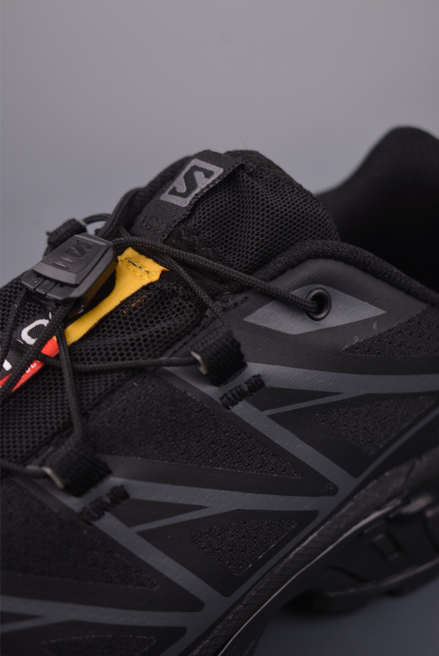 薩洛蒙 XT-6 GTX
探索者系列 
潮流越野機能戶外休閒運動跑步鞋
官方貨號: 4745063422
尺碼：36 36.5 37 38 38.5 39 40 40.5 41.5 42 42.5 43 44 45 
