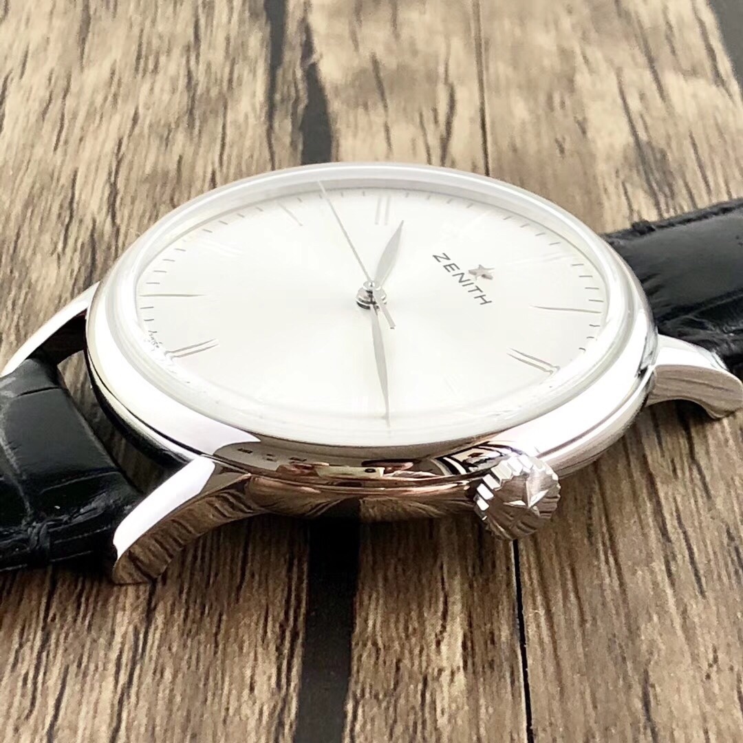 【真力時】菁英系列：一切來得剛剛好！
  機芯：進口9015改制ELITE6150型號-剛剛好
  表殼：原版開模42MM/316L精鋼-剛剛好
  玻璃：弧形雙面防眩處理藍寶石-剛剛好
  字面：字釘鐫刻/鍍銠太陽紋/琢面指針-剛剛好
  皮帶：精選意大利牛皮+膠質底皮-剛剛好
  表扣：原版制動折疊扣-剛剛好
原版開模超級復刻，歷盡兩年時間突破各種工藝難關，到達一切剛剛好的效果！