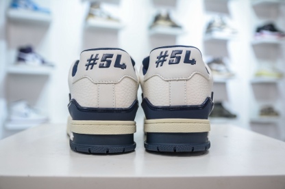 Louis Vuitton Trainer lv時裝走秀運動鞋板鞋 SIZE：36 37 38 39 40 41 42 43 44 45