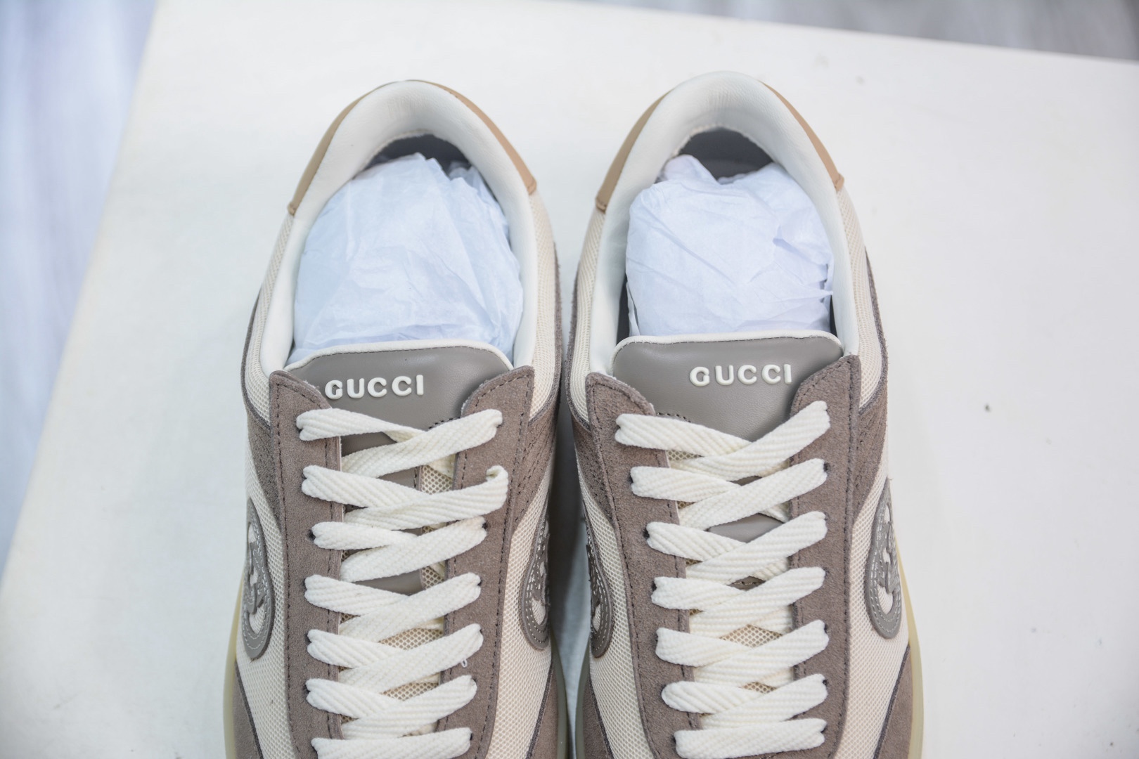 Gucci 古馳G75 圓頭系帶運動鞋
尺碼：35 36 37 38 39 40 41 42 43 44 45 46