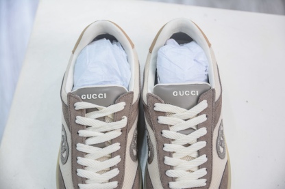 Gucci 古馳G75 圓頭系帶運動鞋
尺碼：35 36 37 38 39 40 41 42 43 44 45 46