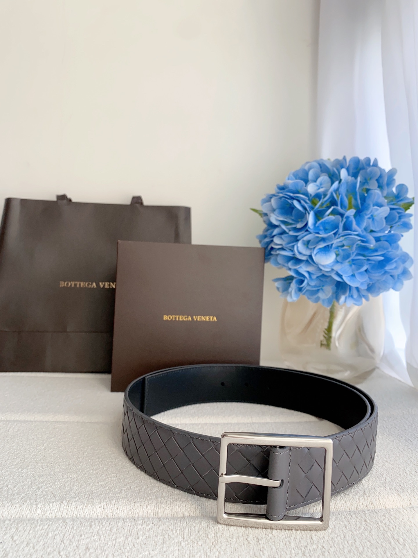 BV寶碟家，原單正品級 獨家進口小牛🐂皮， 工藝定制 ，手感極佳，完美極致。4.0cm