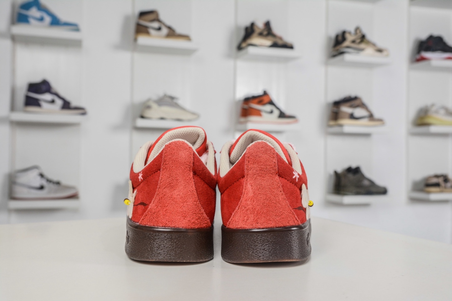 adidas VI Court CLASSIC DIY手繪塗鴉 三葉草休閒復古運動板鞋 
貨號: HQ1802
尺碼:35 36 36.5 37 38 38.5 39 40 40.5 41 42 42.5 43 44 45