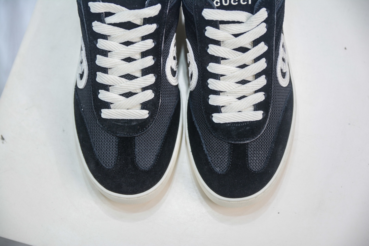 Gucci 古馳G75 圓頭系帶運動鞋 
尺碼：35 36 37 38 39 40 41 42 43 44 45 46